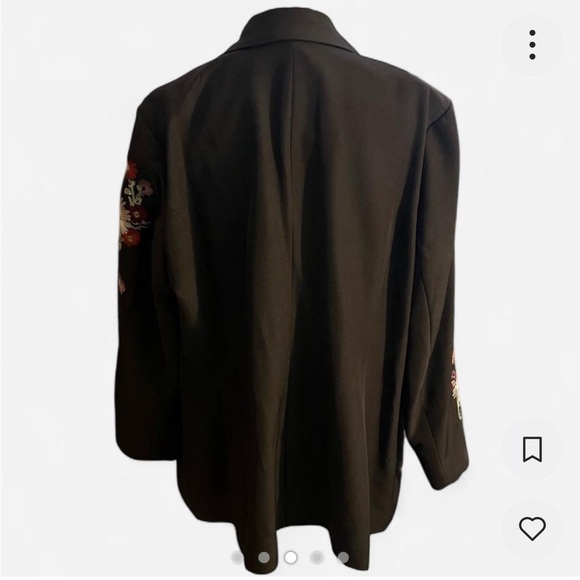 DG2 by Diane Gilman Black Blazer w/ Florals Size 2X - Picture 3 of 5